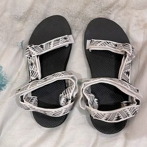 TEVA Women's Original Universal Comfortable Quick-Drying Casual Sport Sandal